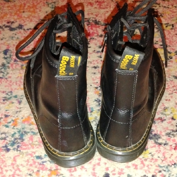 Dr. Martens Black Leather Lace-Up Ankle Boots With Zipper - Picture 3 of 8